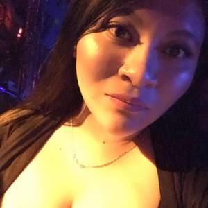 Meet your Posher, Evelyn